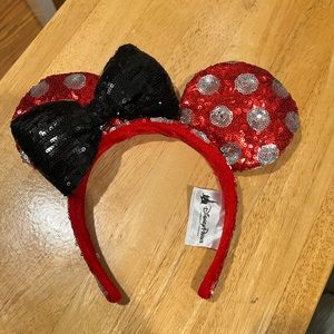 Disney Park Minnie ears